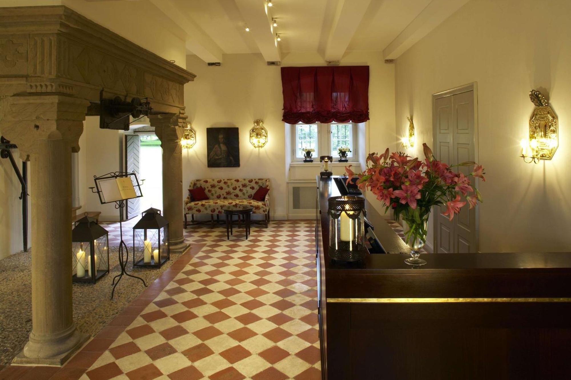 Schlosshotel Muenchhausen Aerzen Ngoại thất bức ảnh