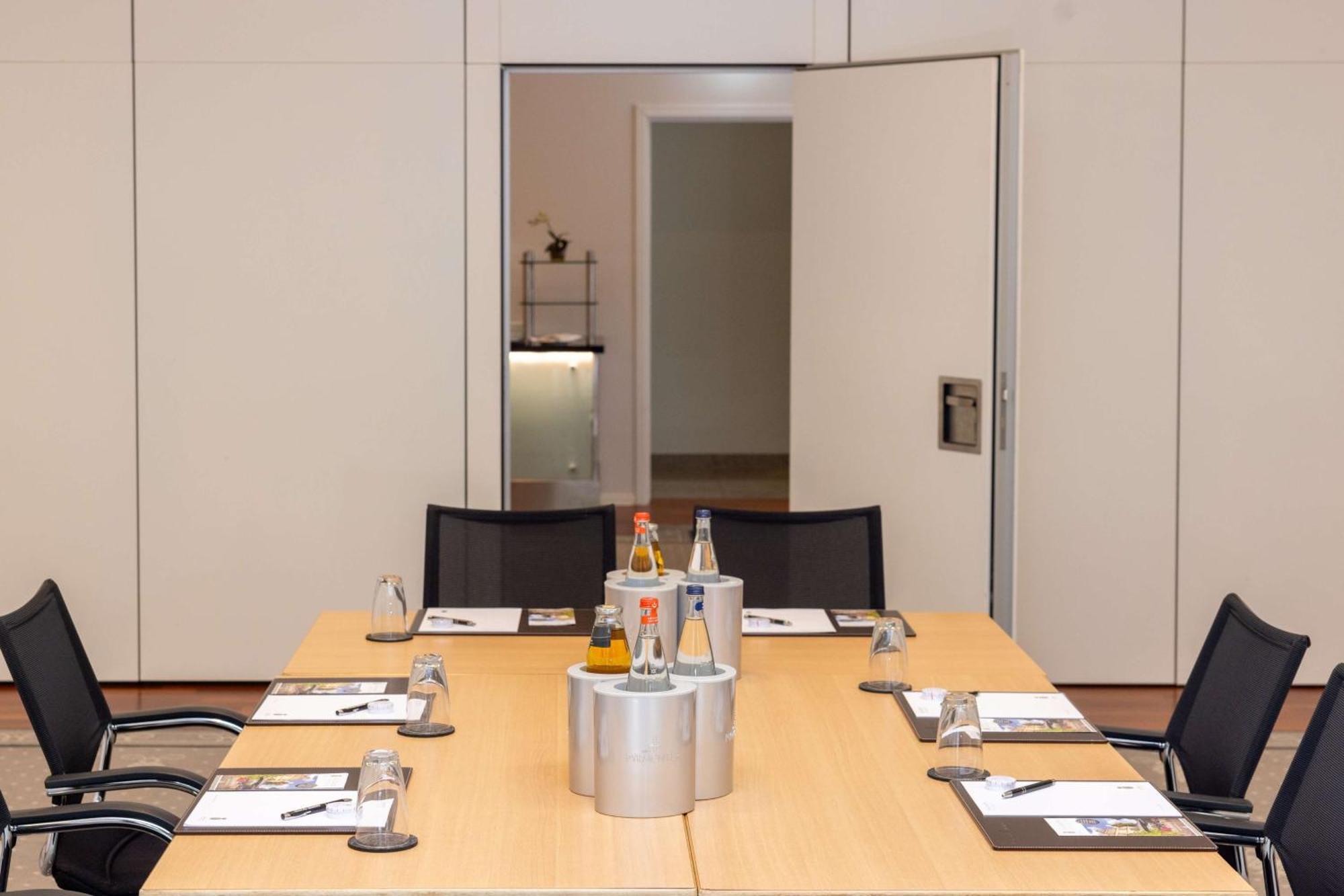 Schlosshotel Muenchhausen Aerzen Ngoại thất bức ảnh